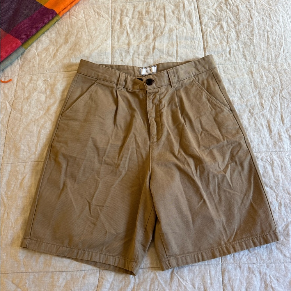Ami Men’s Tan Flat-Front Hybrid Shorts
